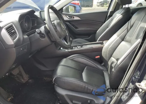 2018 Mazda 3 Touring из США, поврежденный, VIN 3MZBN1L37JM272921